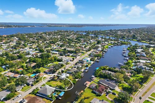 6915 9th Ave Nw, BRADENTON, FL, 34209-1513 | Card Image