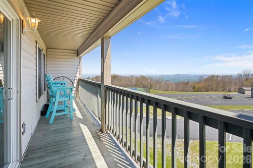 3310-301 Pinnacle Inn Rd, Beech Mountain, NC, 28604-7479 | Card Image