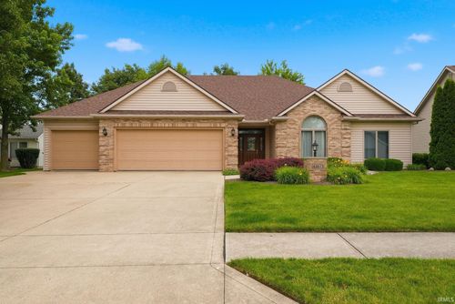 4160 Shoreline Blvd, New Haven, IN, 46774-2754 | Card Image