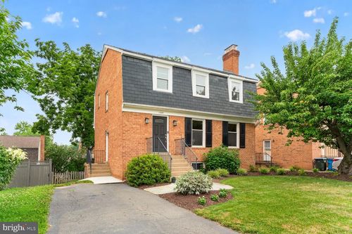 1240 Pine Hill Rd, MCLEAN, VA, 22101-2905 | Card Image