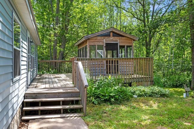 Enjoy your Minnesota breezy evenings in a bug free screened porch! | Image 5