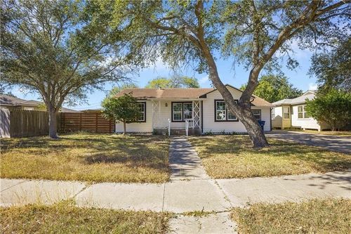 650 Mcclendon St, Corpus Christi, TX, 78404-2623 | Card Image