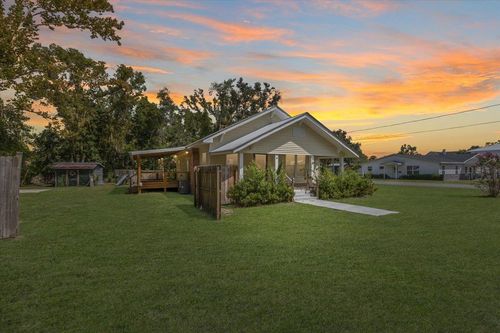 802 N Quincy St, Perry, FL, 32347-1941 | Card Image