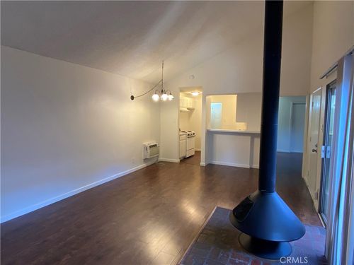 19a-7890 E Spring St, Long Beach, CA, 90815 | Card Image