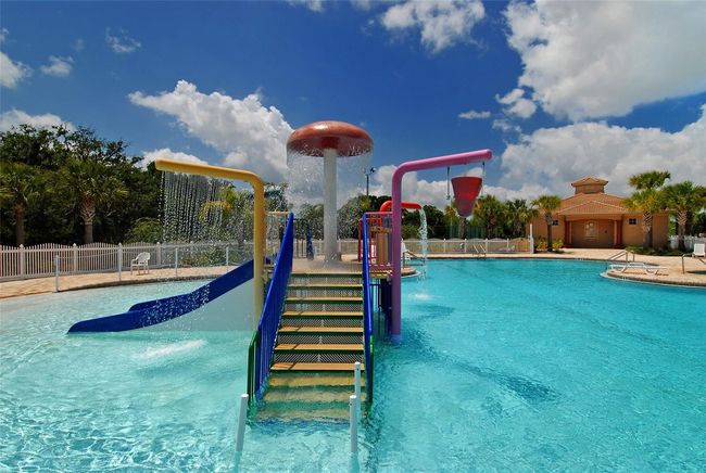 12358 Lavender Loop, House other with 4 bedrooms, 3 bathrooms and null parking in BRADENTON FL | Image 47