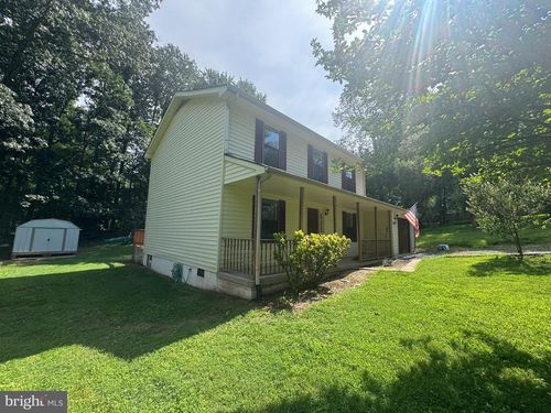 8217 Maplewood Dr, MANASSAS, VA, 20111-2214 | Card Image