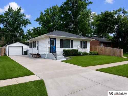 5411 Knox St, Lincoln, NE, 68504-2233 | Card Image