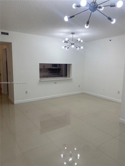 207-9805 Nw 52nd St, Doral, FL, 33178-6610 | Card Image