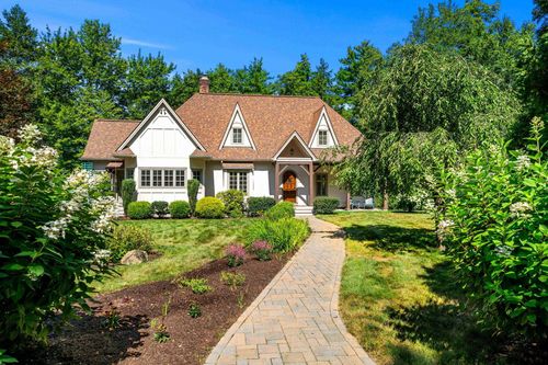 3 Rebekahs Way, Hollis, NH, 03049-6295 | Card Image