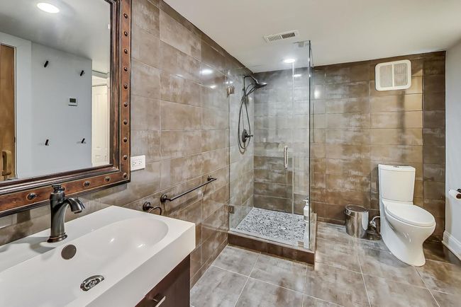 33 Sheridan Rd, House other with 5 bedrooms, 6 bathrooms and 4 parking in Highland Park IL | Image 47