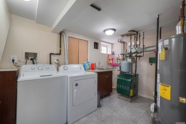 130-13 Lefferts Blvd, House other with 3 bedrooms, 3 bathrooms and null parking in S Ozone Park NY | Image 34