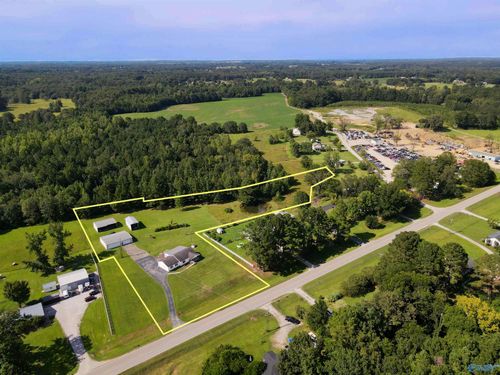 17929 County Road 460, Moulton, AL, 35650-6564 | Card Image