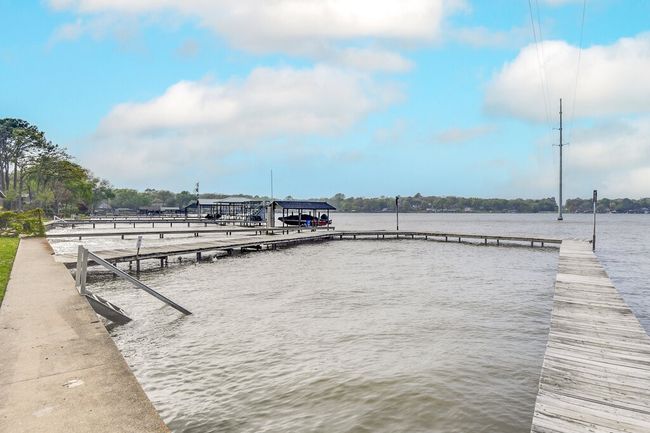Exclusive neighborhood Dock | Image 28