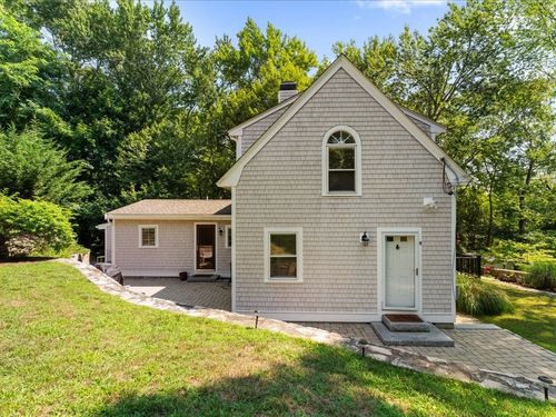 9 Priscilla Ave, Duxbury, MA, 02332-5216 | Card Image