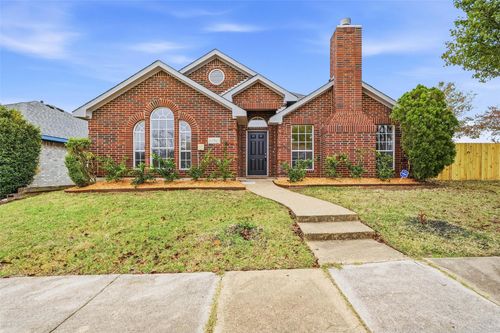 1050 Kim Ln, Mesquite, TX, 75149-6974 | Card Image