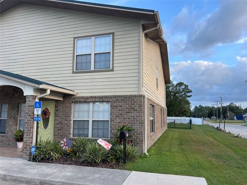 705 Se Townhomes Blvd, Lake Butler, FL, 32054-2234 | Card Image