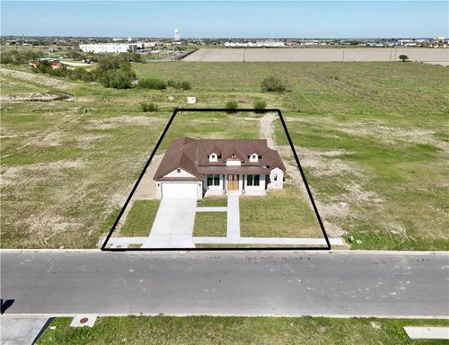 8408 Gm Dr, Edcouch, TX, 78538-1721 | Card Image