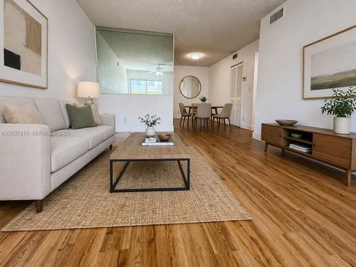 3251-3251 Nw 102nd Ter, Coral Springs, FL, 33065-6136 | Card Image