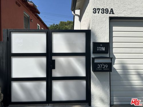 a-3739 El Caminito, La Crescenta, CA, 91214-1716 | Card Image