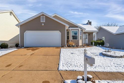 265 Bracadale Ave, Valley Park, MO, 63088-1536 | Card Image