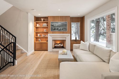c4-814 W Bleeker St, Aspen, CO, 81611-3100 | Card Image
