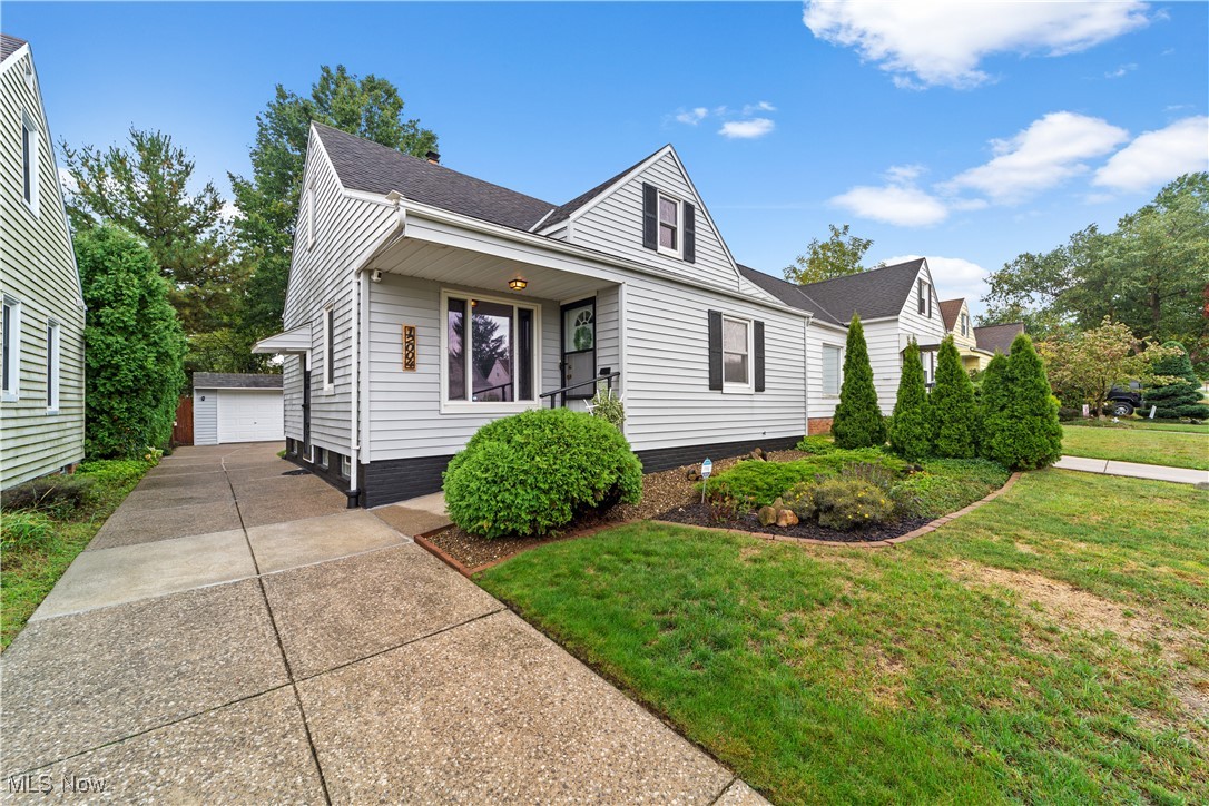 Hastings Rd, Garfield Heights, OH 44125