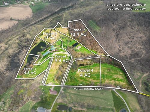 8480 Possum Hollow Rd Nw, Dundee, OH, 44624-8631 | Card Image