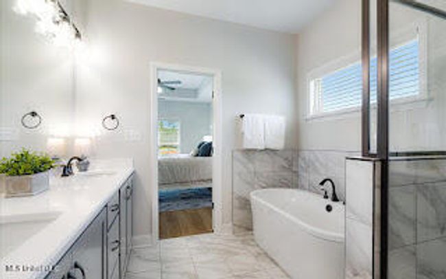 master bathroom 1 | Image 22