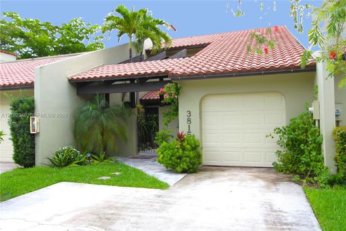 d-77-3815 Alcantara Ave, Doral, FL, 33178-2360 | Card Image