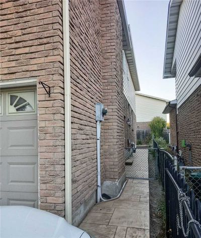 BSMT - 577 Rideau Gate, House other with 2 bedrooms, 1 bathrooms and 1 parking in Mississauga ON | Image 3