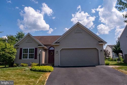 511 Hawknest Rd, STATE COLLEGE, PA, 16801-3240 | Card Image