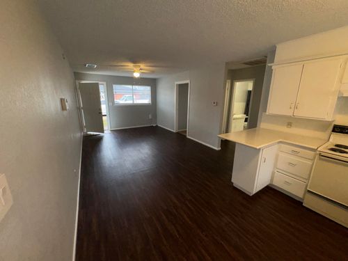 b-1913 41st Street, Lubbock, TX, 79412 | Card Image