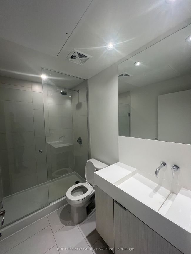 717 - 15 Lower Jarvis St, Condo with 2 bedrooms, 2 bathrooms and 1 parking in Toronto ON | Image 8