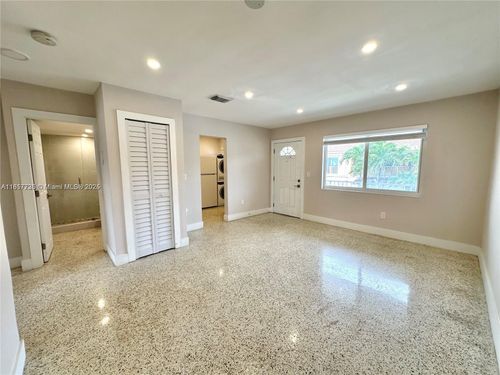 apt-5-174 E 5th St, Hialeah, FL, 33010-4864 | Card Image