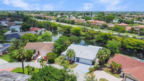 4808 Mango Dr, Tamarac, FL, 33319-3147 | Card Image