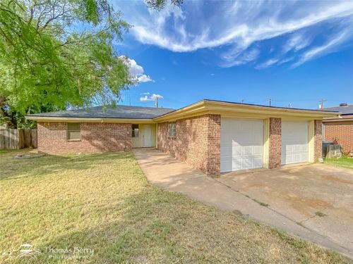 2810 Robertson Dr, Abilene, TX, 79606-2836 | Card Image