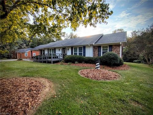 4704 Chesterton Dr, Greensboro, NC, 27406-9719 | Card Image