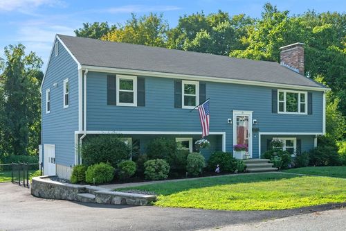 21 Border Rd, Reading, MA, 01867 | Card Image