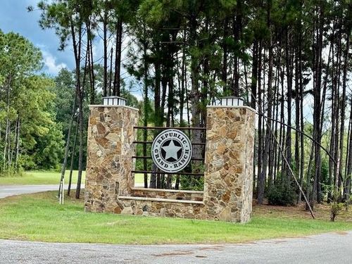 10769 Ruger Rd, Willis, TX, 77378-3218 | Card Image