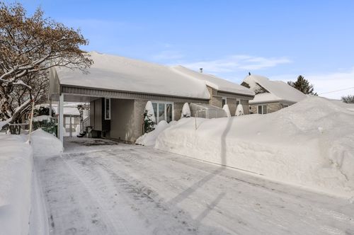 250 Rue De La Brunante, Québec, QC, G1C6R2 | Card Image