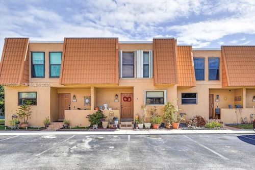 168-9125 Limetree Ln, Pembroke Pines, FL, 33024 | Card Image