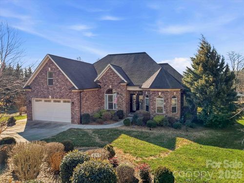 1743 White Water Ct, Hickory, NC, 28602-6009 | Card Image