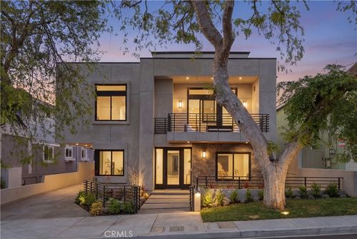 a-2005 Mathews Ave, Redondo Beach, CA, 90278-3009 | Card Image