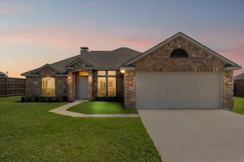 509 E Church St, Forney, TX, 75126-4010 | Card Image