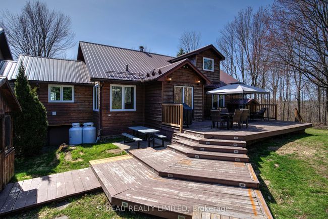 303 Tower Rd, House other with 3 bedrooms, 2 bathrooms and 6 parking in Lansdowne ON | Image 10