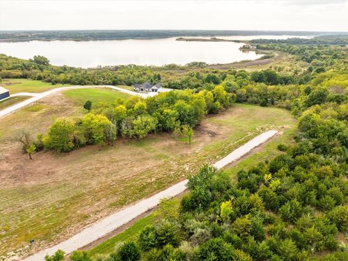 184 Refuge Rd, Melrose, IA, 52569-8654 | Card Image