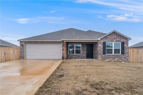 905 W Aiden Dr, Siloam Springs, AR, 72761-5192 | Card Image