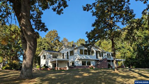 481 Nw Douglas St, Dallas, OR, 97338-1022 | Card Image