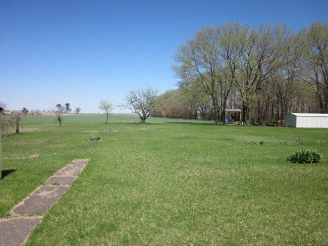 1134 W Main St, House other with 2 bedrooms, 1 bathrooms and 1 parking in THOMSON IL | Image 17