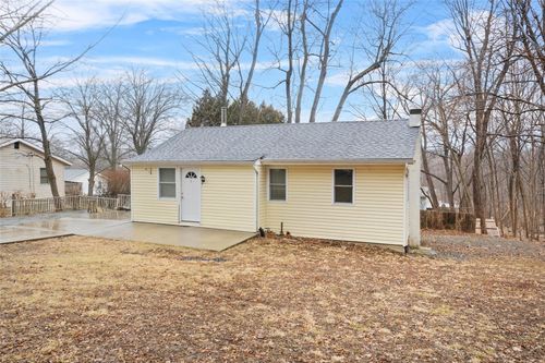 2 Poplar Trl, Monroe, NY, 10950-6953 | Card Image